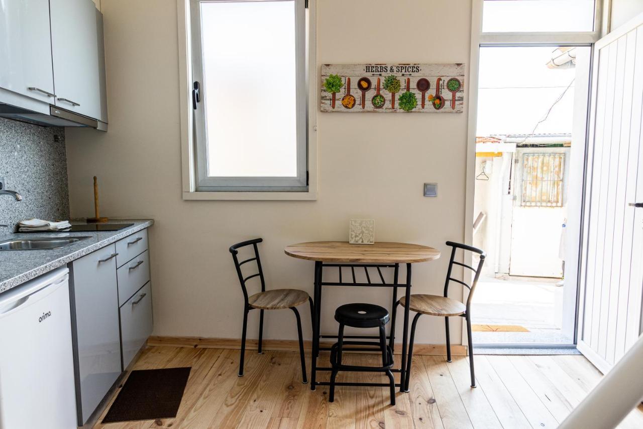 House On A Rustic Island At Campanha Trainstation Apartment Porto Exterior photo